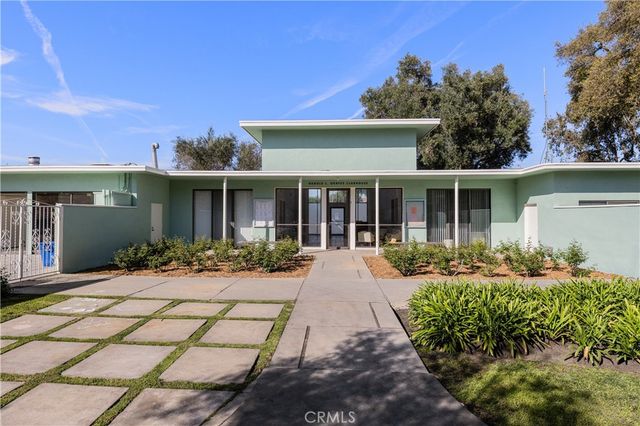5528 Village Green, Los Angeles, CA 90016