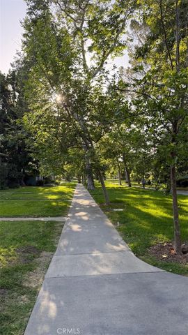 5528 Village Green, Los Angeles, CA 90016