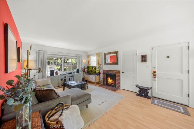 5528 Village Green, Los Angeles, CA 90016