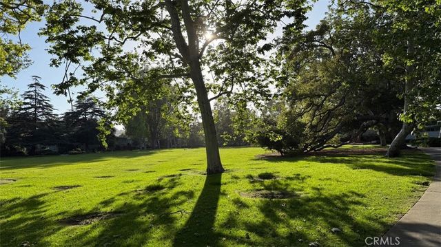 5528 Village Green, Los Angeles, CA 90016