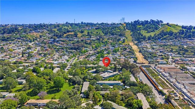 5528 Village Green, Los Angeles, CA 90016