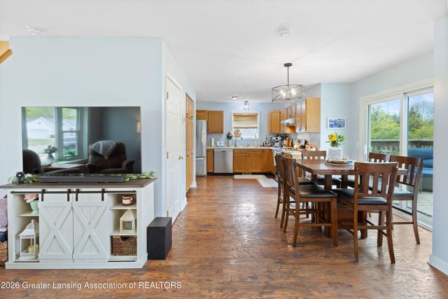 4590 Doncaster Avenue, Holt, MI 48842