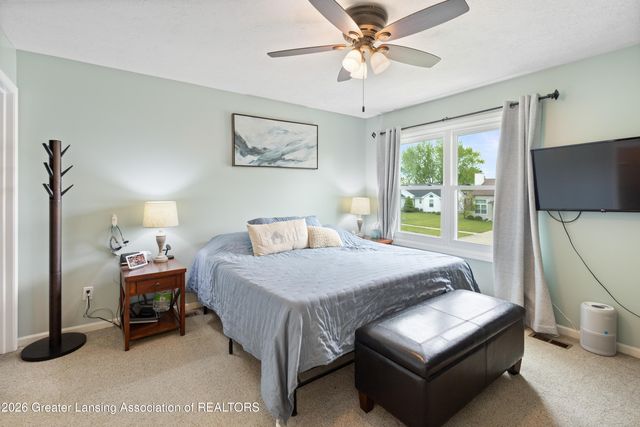 4590 Doncaster Avenue, Holt, MI 48842