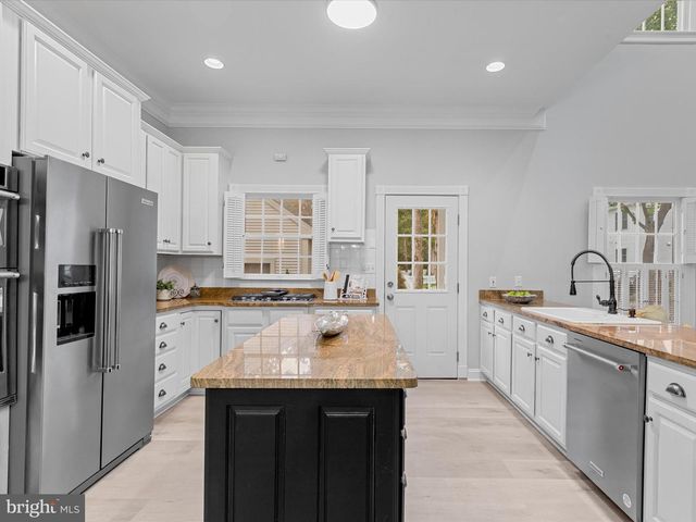 1210 CARROLLTON LN, Berlin, MD 21811