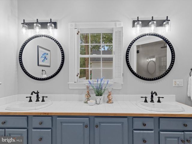 1210 CARROLLTON LN, Berlin, MD 21811