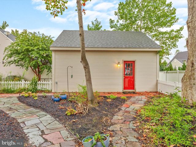 1210 CARROLLTON LN, Berlin, MD 21811