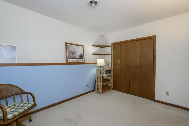 S69W22090 Sonoma WAY, Big Bend, WI 53103