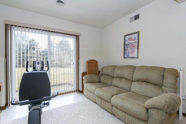 S69W22090 Sonoma WAY, Big Bend, WI 53103