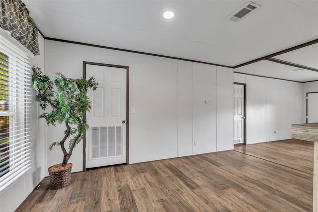 9529 Cypress Drive, Willis, TX 77318
