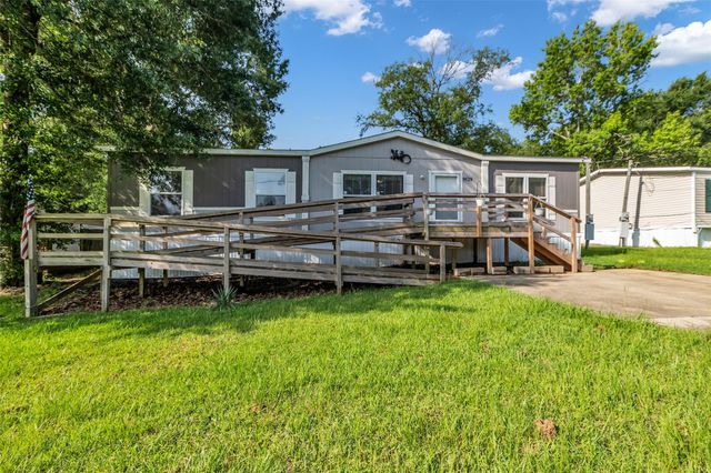 9529 Cypress Drive, Willis, TX 77318