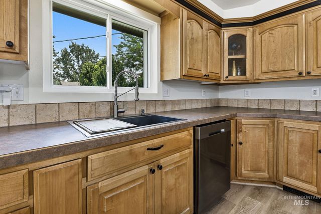 7826 W Westover Drive, Boise, ID 83704