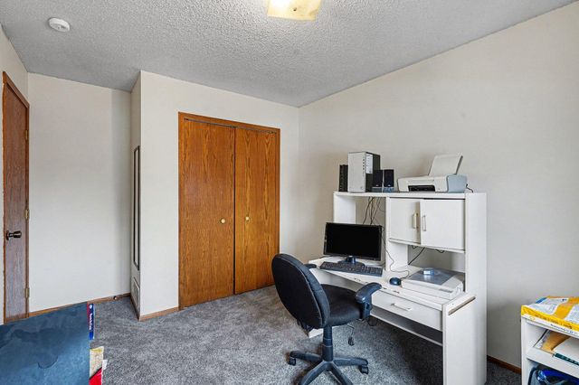 10216 Erskin Street NE, Circle Pines, MN 55014