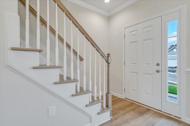 141 Parker LN, Salem, VA 24153