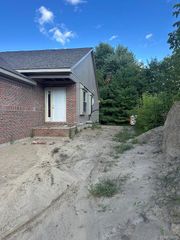 821 Chelsea Ridge Court, Howell, MI 48843