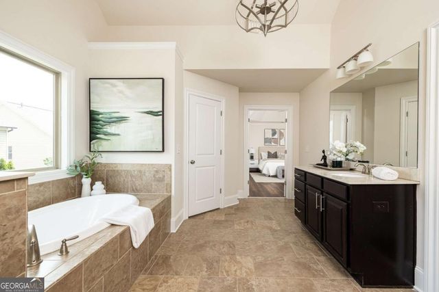 7595 Stoneridge Drive, Atlanta, GA 30328