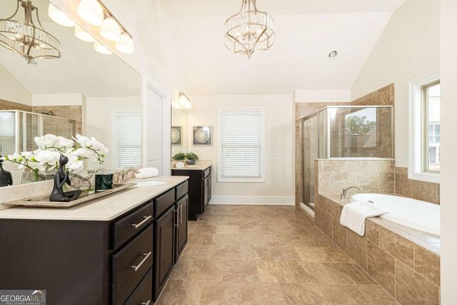 7595 Stoneridge Drive, Atlanta, GA 30328