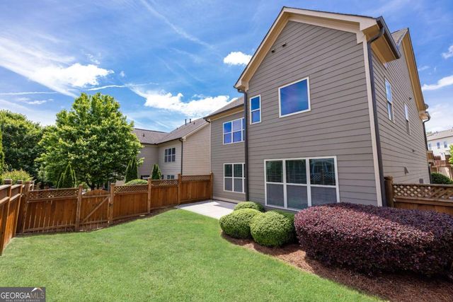 7595 Stoneridge Drive, Atlanta, GA 30328