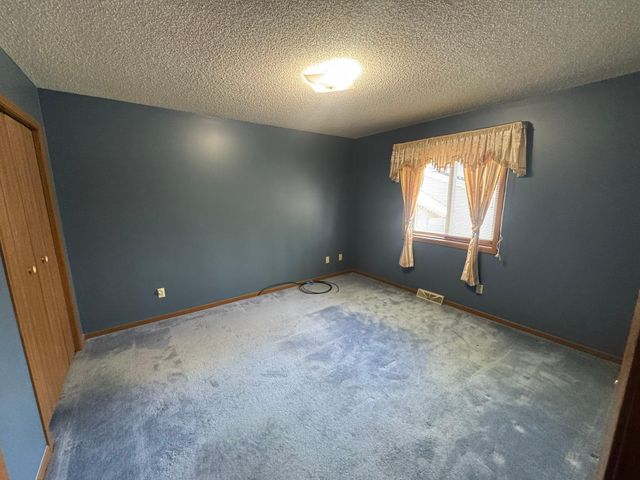 5194 180th Street, Farmington, MN 55024