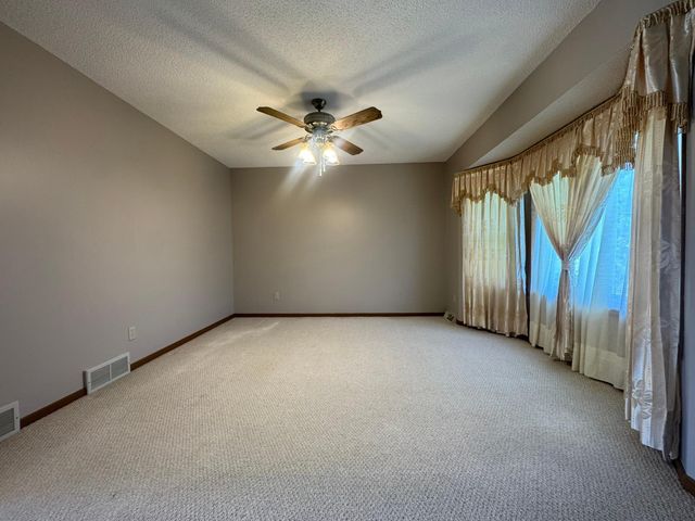 5194 180th Street, Farmington, MN 55024