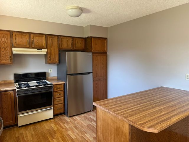 5194 180th Street, Farmington, MN 55024