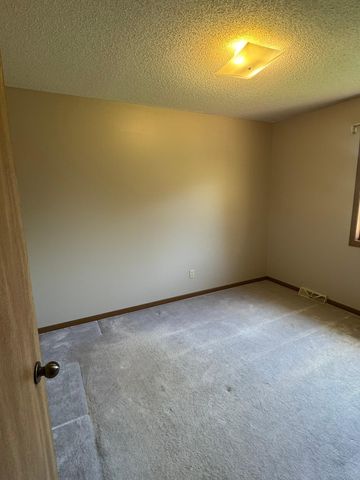 5194 180th Street, Farmington, MN 55024
