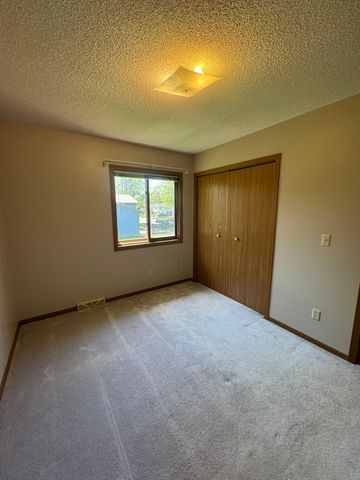 5194 180th Street, Farmington, MN 55024