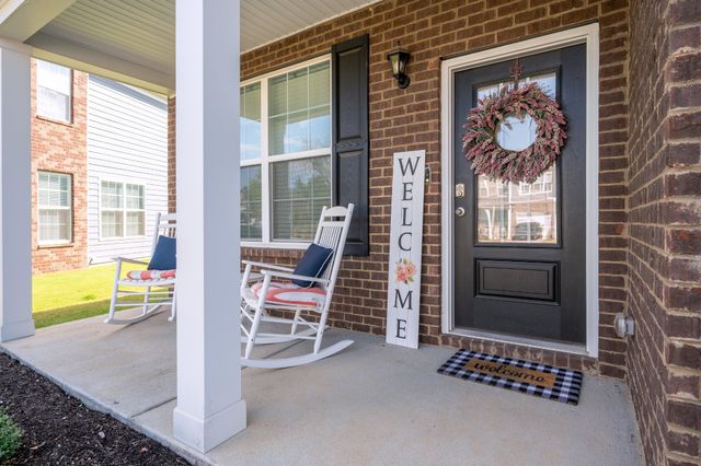 447 Augustine Dr, Lebanon, TN 37087