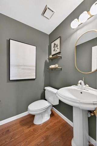 305 Hays Hill Drive, Fenton, MO 63026