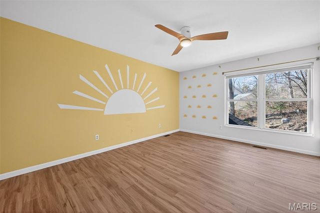 305 Hays Hill Drive, Fenton, MO 63026