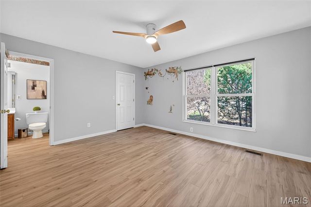 305 Hays Hill Drive, Fenton, MO 63026