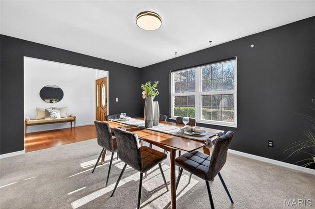 305 Hays Hill Drive, Fenton, MO 63026