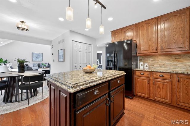 305 Hays Hill Drive, Fenton, MO 63026