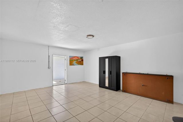 13471 SW 99th Ter, Miami, FL 33186