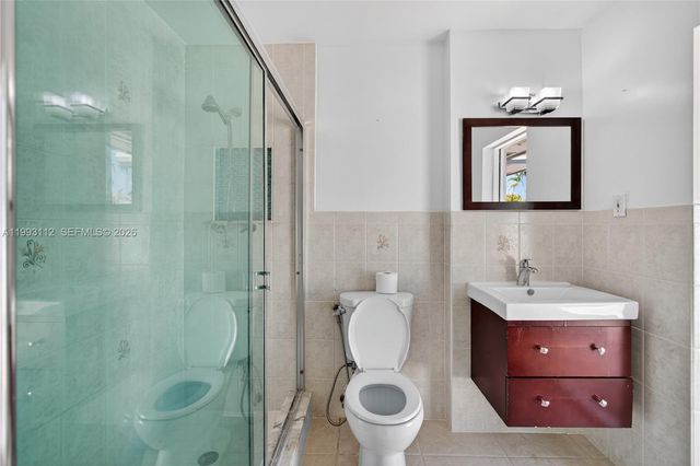 13471 SW 99th Ter, Miami, FL 33186