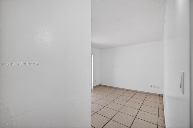 13471 SW 99th Ter, Miami, FL 33186