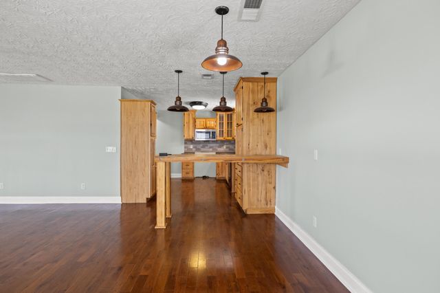 103 Austin Drive, Hustonville, KY 40437