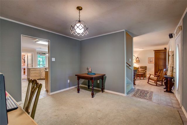 221 County Road 1946, Emory, TX 75440