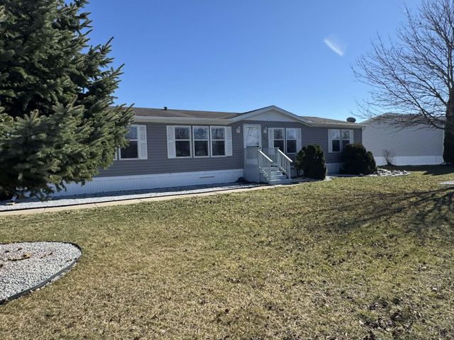 7204 E Grand River Ave Lot 142, Portland Twp, MI 48875