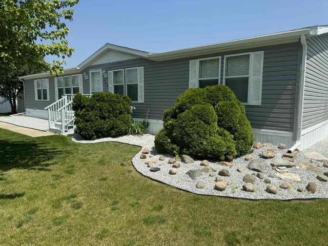 7204 E Grand River Ave Lot 142, Portland Twp, MI 48875