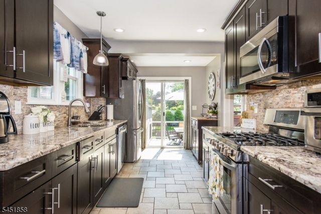 49 Bell St, Bloomfield Twp., NJ 07003