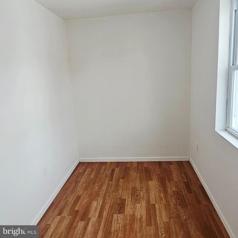 215 HAWS AVE, Norristown, PA 19401