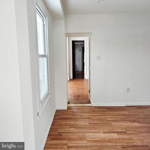 215 HAWS AVE, Norristown, PA 19401