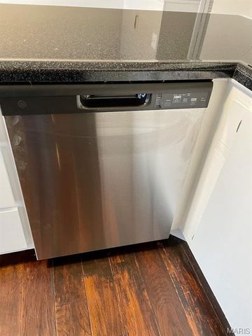 7394 Hazelcrest Drive, Hazelwood, MO 63042