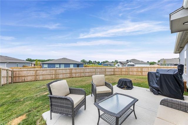 37718 W 208th Terrace, Edgerton, KS 66021