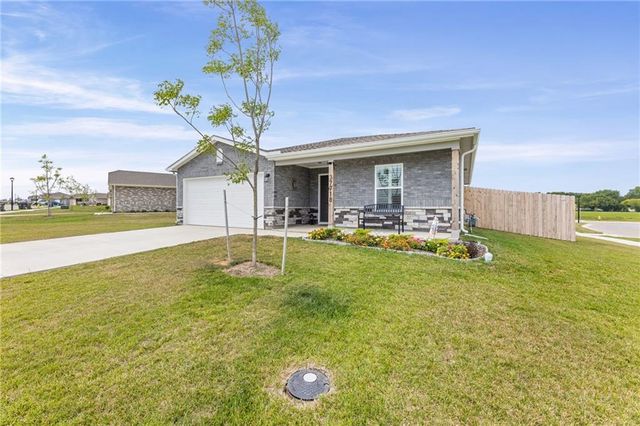 37718 W 208th Terrace, Edgerton, KS 66021