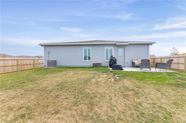 37718 W 208th Terrace, Edgerton, KS 66021