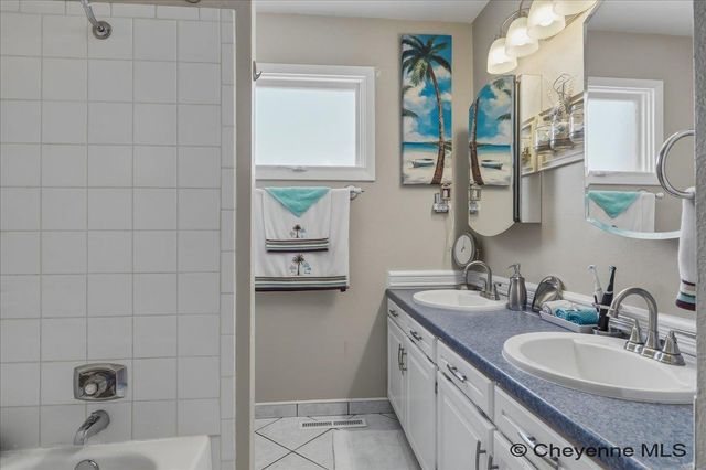 3069 HANSON ST, Cheyenne, WY 82001