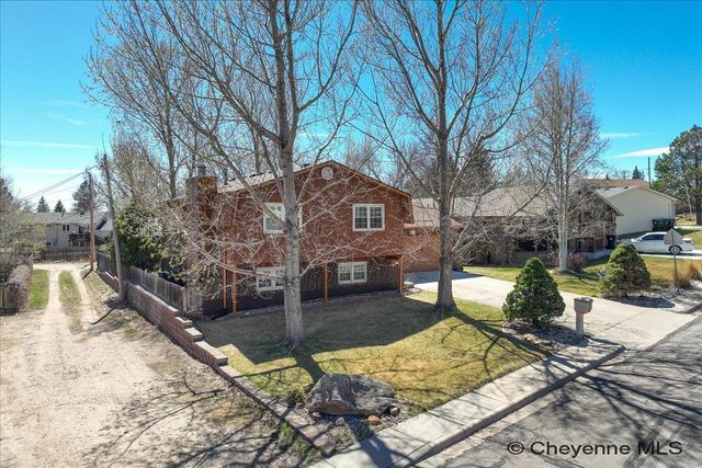 3069 HANSON ST, Cheyenne, WY 82001