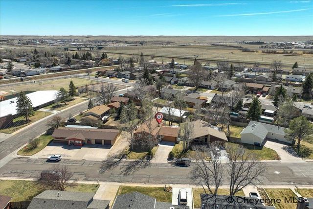 3069 HANSON ST, Cheyenne, WY 82001