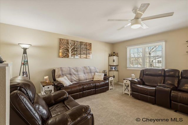 3069 HANSON ST, Cheyenne, WY 82001